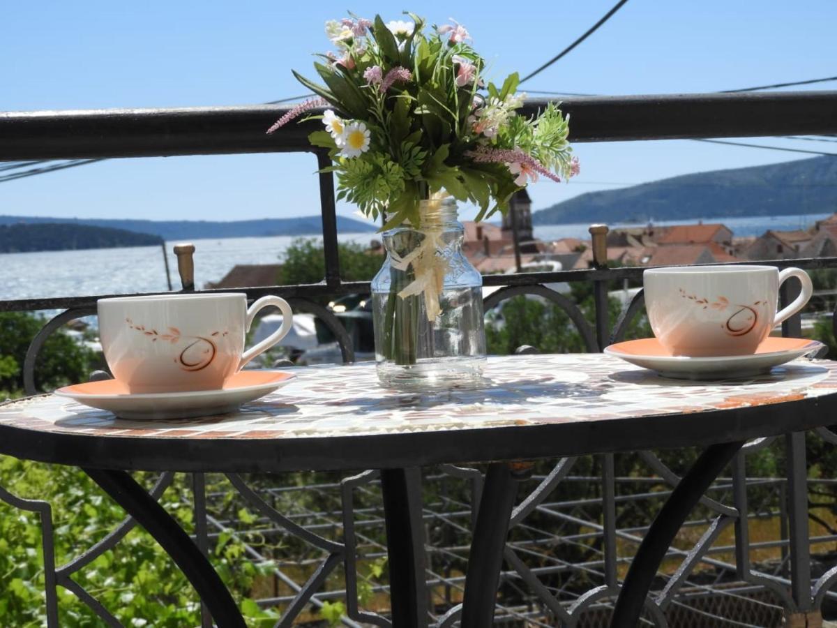 Villa Bilota Trogir Bagian luar foto